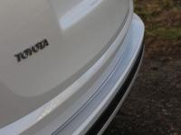 Toyota RAV4 (15–) Накладки на задний бампер (лист шлифованный надпись RAV4)